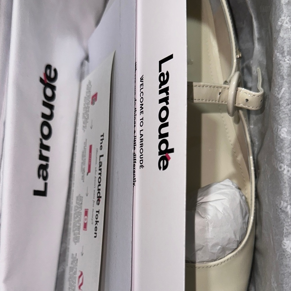 Larroude Cream Flats with Classic Mary Jane Style - Picture 9 of 16